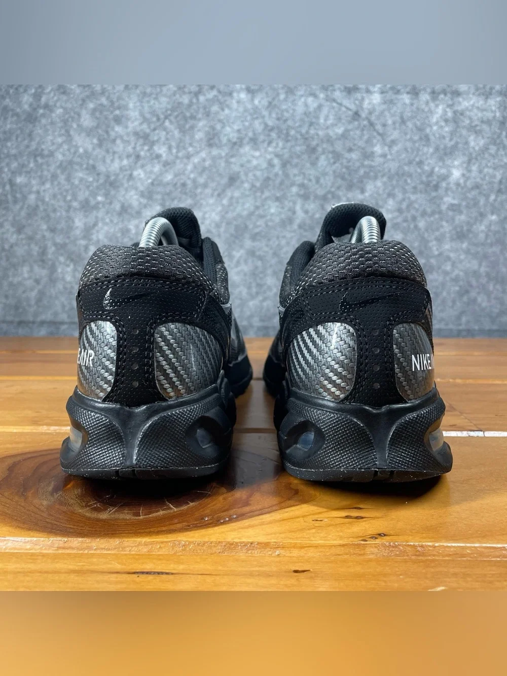 Nike Air Max Torch 4 Mens 9.5 Anthracite Black Silver Running Shoes 343846-002